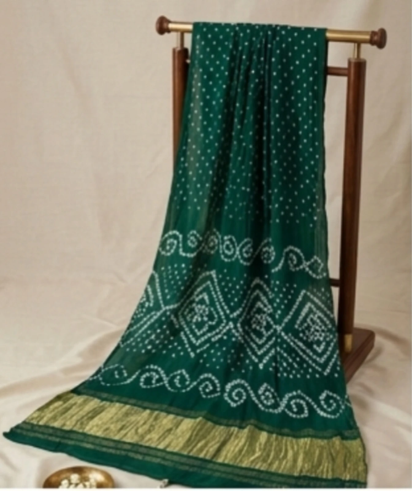 Women’s Green bandhni handwork modal silk Saree with White gold pallu