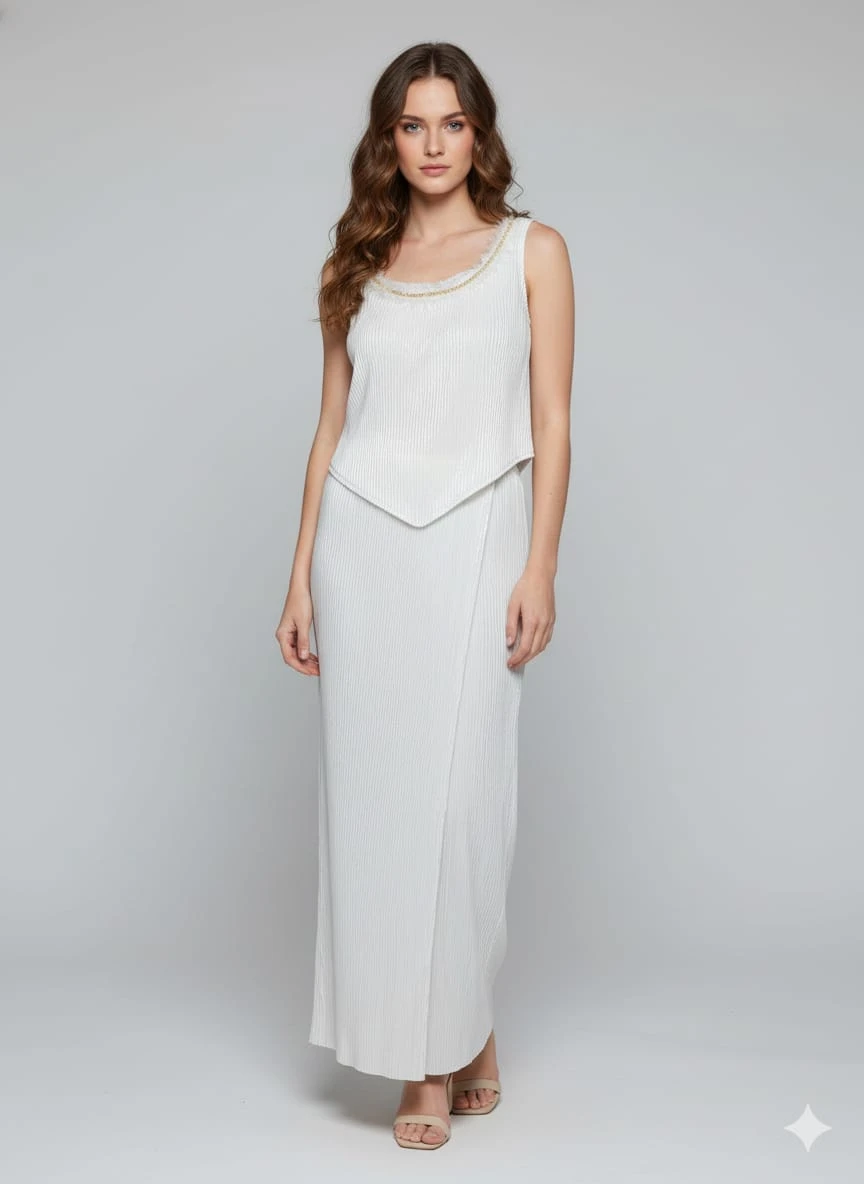 Women’s White Pleated Sleeveless Maxi Dress