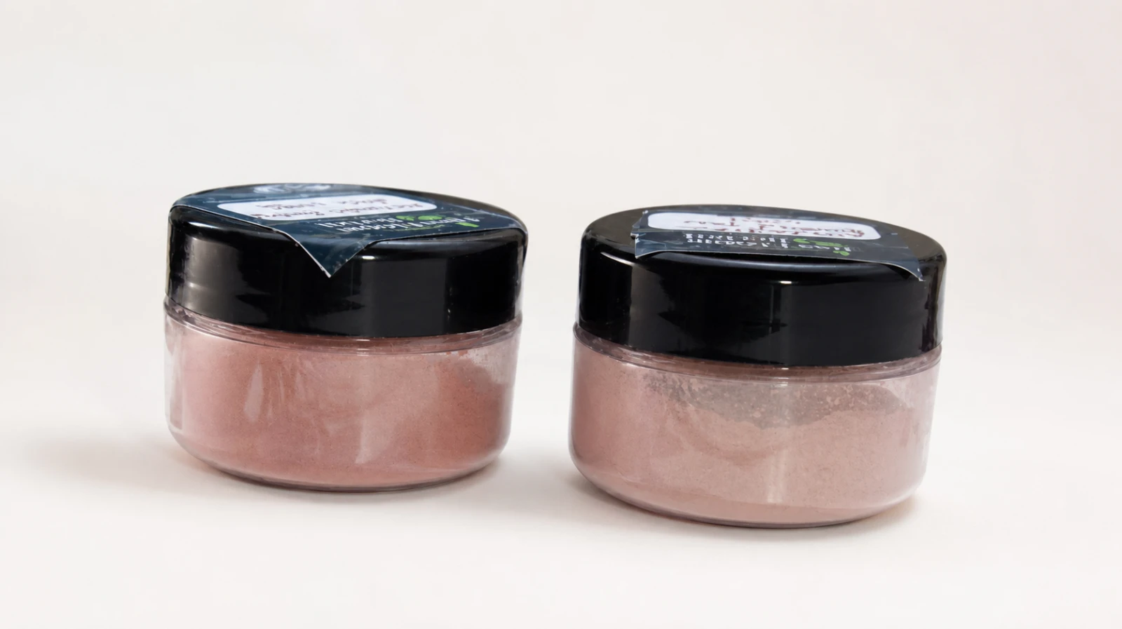 Loose powdered facewash view 2