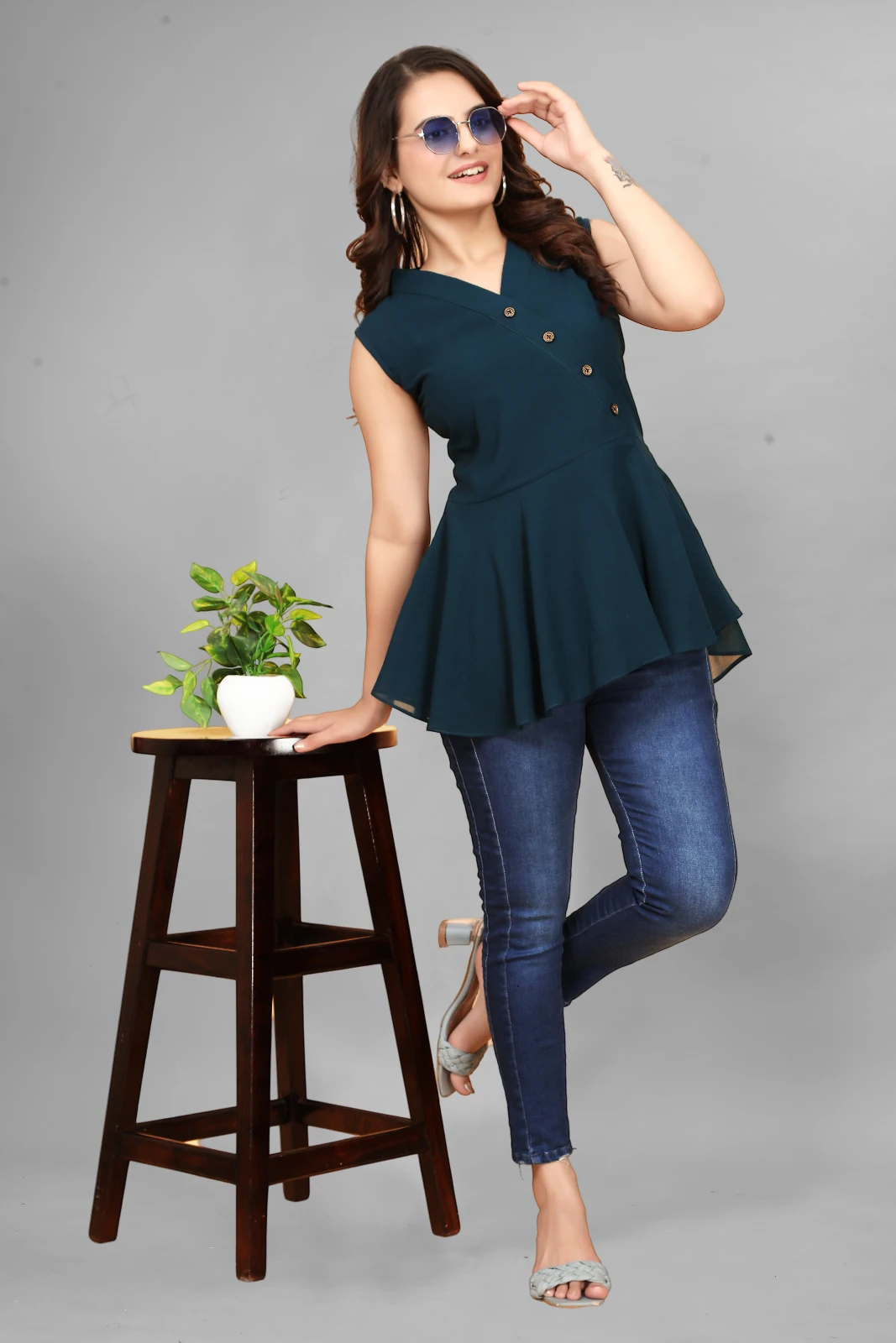 Women’s Teal Sleeveless Peplum Top view 4