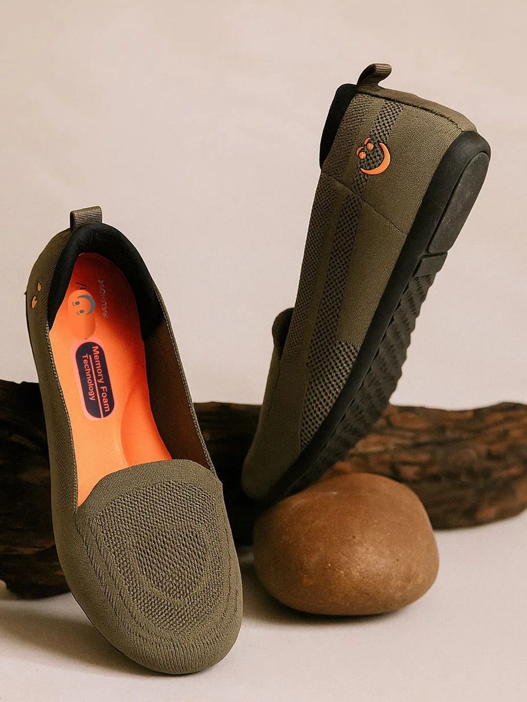 TRAVELKHUSHI Women Textured Slip-On Casual Shoes
