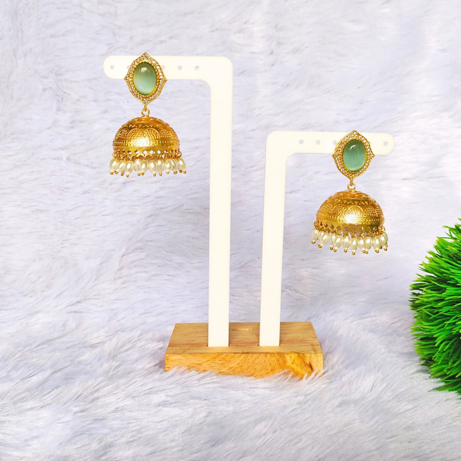 Tahaniya Bell Pearl Drop Earrings Stud Earring view 3