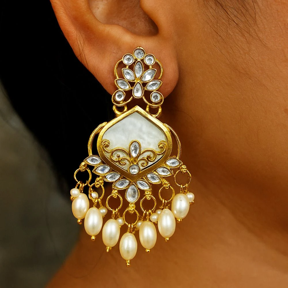 Tahaniya Vintage Chandelier Earrings Chandbali Earring view 2