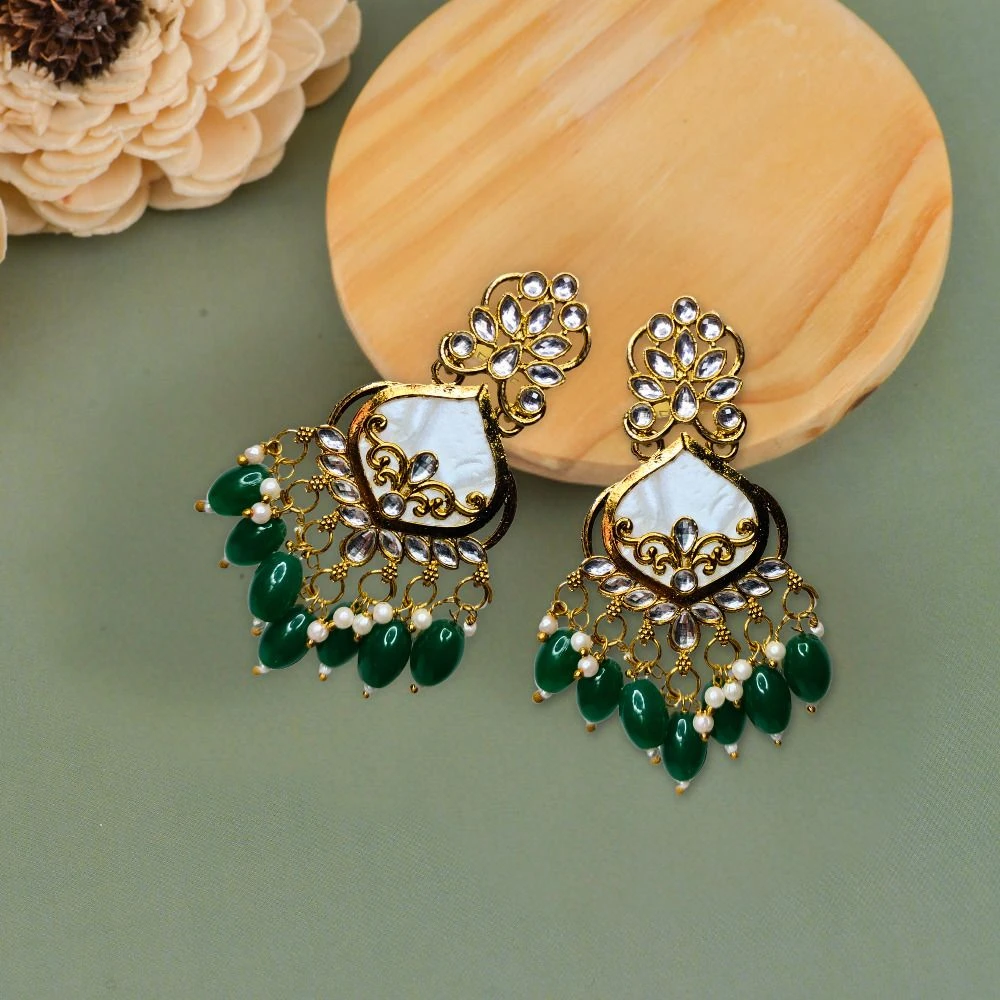 Tahaniya Vintage Chandelier Earrings Chandbali Earring view 4