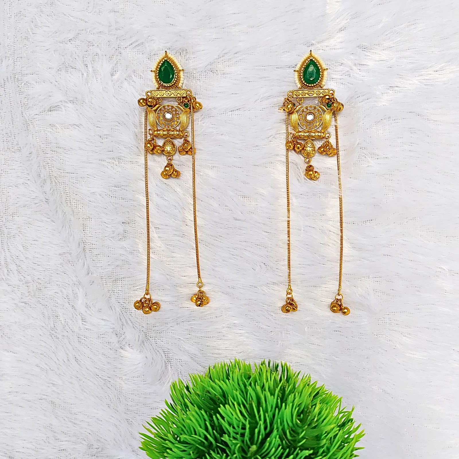 Tahaniya Bollywood style earrings | Kashmiri Jhumka Stud Earring view 4