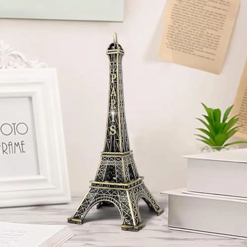 1 Piece Paris World Famous Building view 3