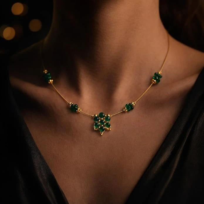 Invisible Chain Necklace, Single Layer, Green Beads, Floral Pendant, Gold Tone, 1 Qty view 2