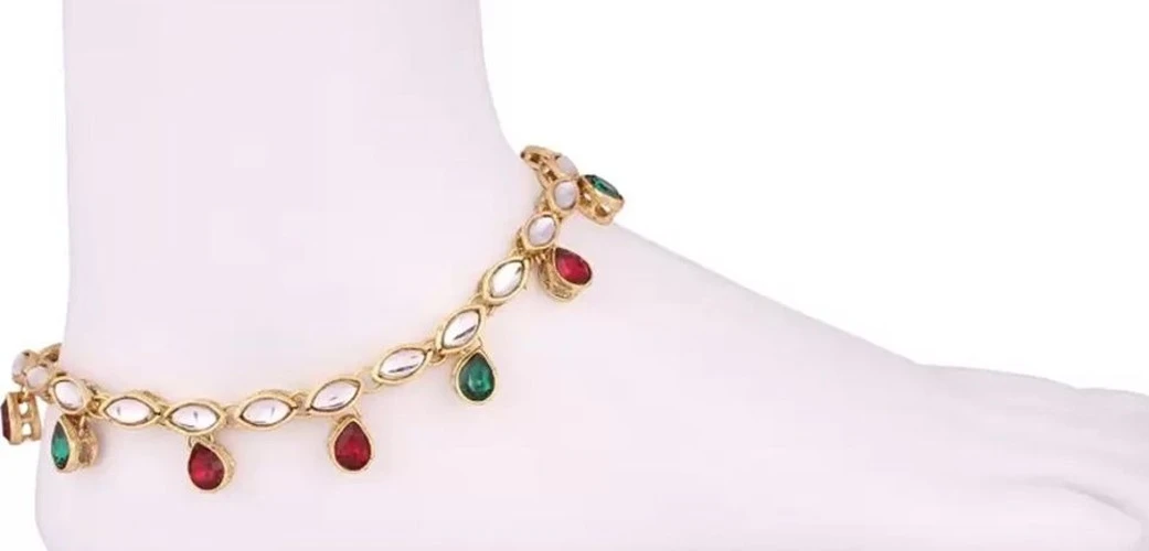 CATALYST PAYAL : 23 WHITE MARKISS GREEN & MAROON Alloy Anklet view 2
