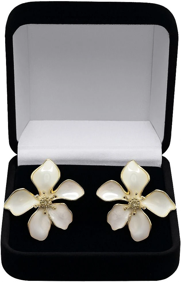 Tahaniya Korean Pink Stud Earrings for women Stud Earring view 5