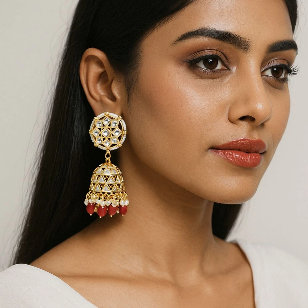 Tahaniya Bindu Ghunghroo Geometric Bell-Drop Earrings Jhumki Earring view 2