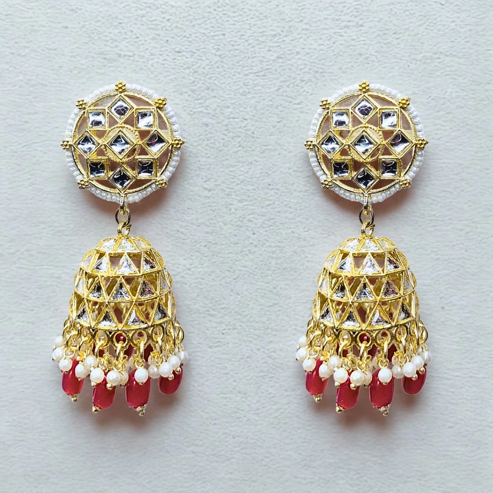 Tahaniya Bindu Ghunghroo Geometric Bell-Drop Earrings Jhumki Earring view 3