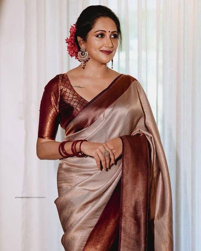 Women's Beige and Maroon Silk Saree
