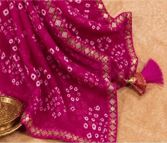 Women's Magenta Printed Saree with Gold Border view 3